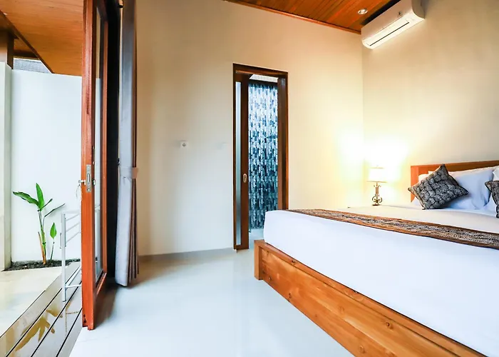 Dua Art 2: Creative Space Near Titibatu Club Villa