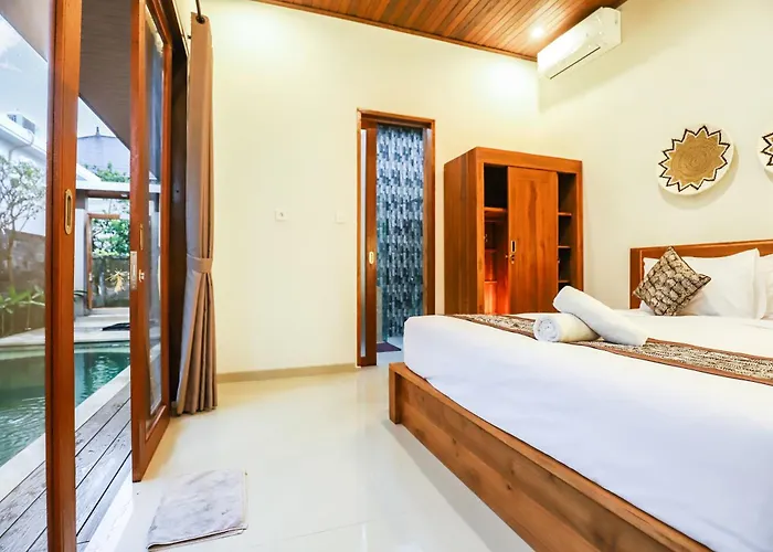 Villa Dua Art 2: Creative Space Near Titibatu Club *