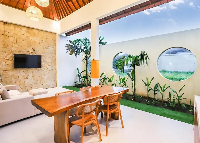 Dua Art 2: Creative Space Near Titibatu Club